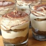 TIRAMISU DESERT U ČAŠI ZA 10 MINUTA TIRAMISU DESERT U ČAŠI ZA 10 MINUTA