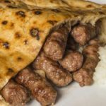 ” ĆEVAPI ” – Kao iz Ćevapdžinice su…meso je sočno, a lepine ko duša..Ovako ih ja pravim već godinama ” ĆEVAPI ” – Kao iz Ćevapdžinice su…meso je sočno, a lepine ko duša..Ovako ih ja pravim već godinama